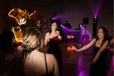 DJ Easy - Oprawa imprez okolicznościowych. DJ Częstochowa i okolice.